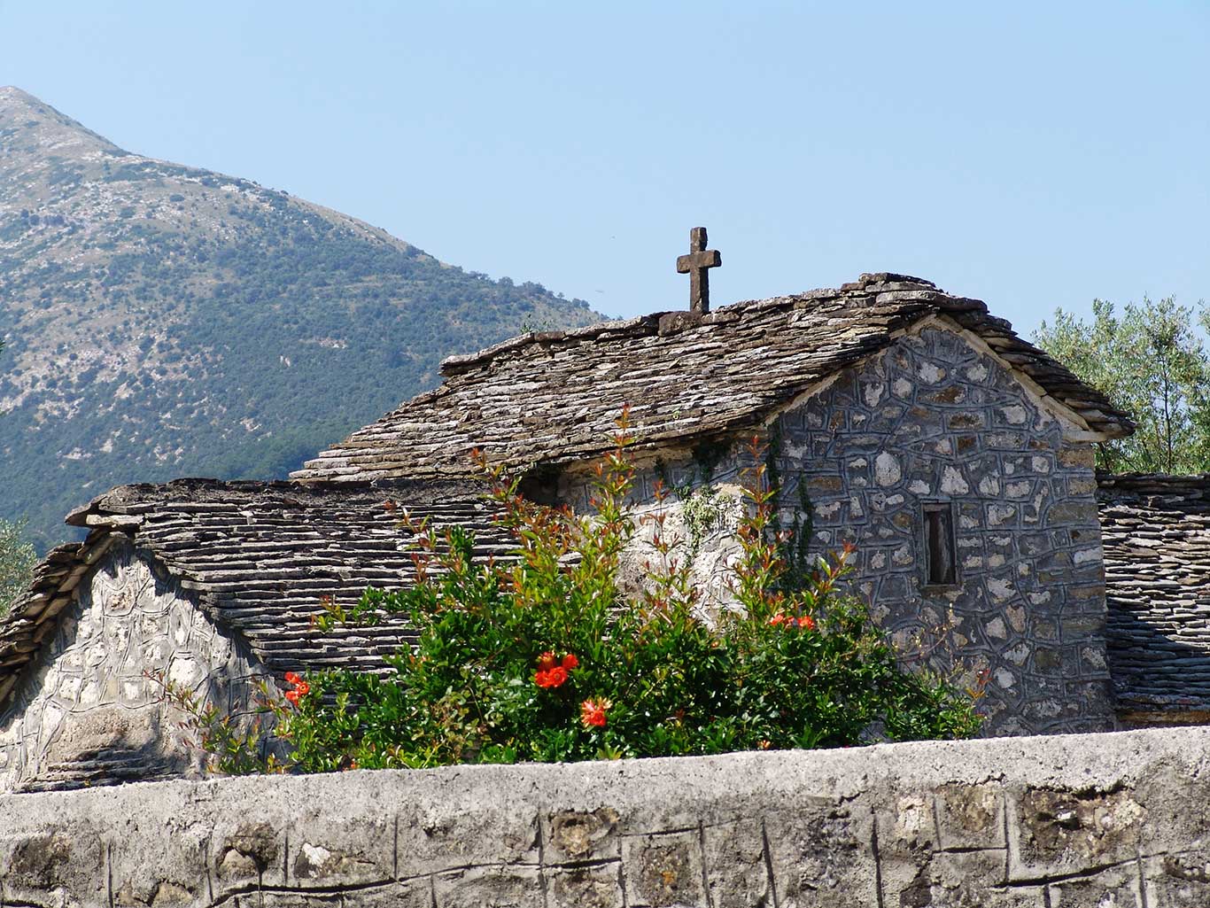 Monastiri Agion Apostolon2